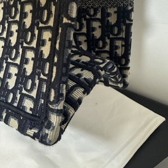 Dior Book Tote Medium Blue Oblique - Picture 6 of 11